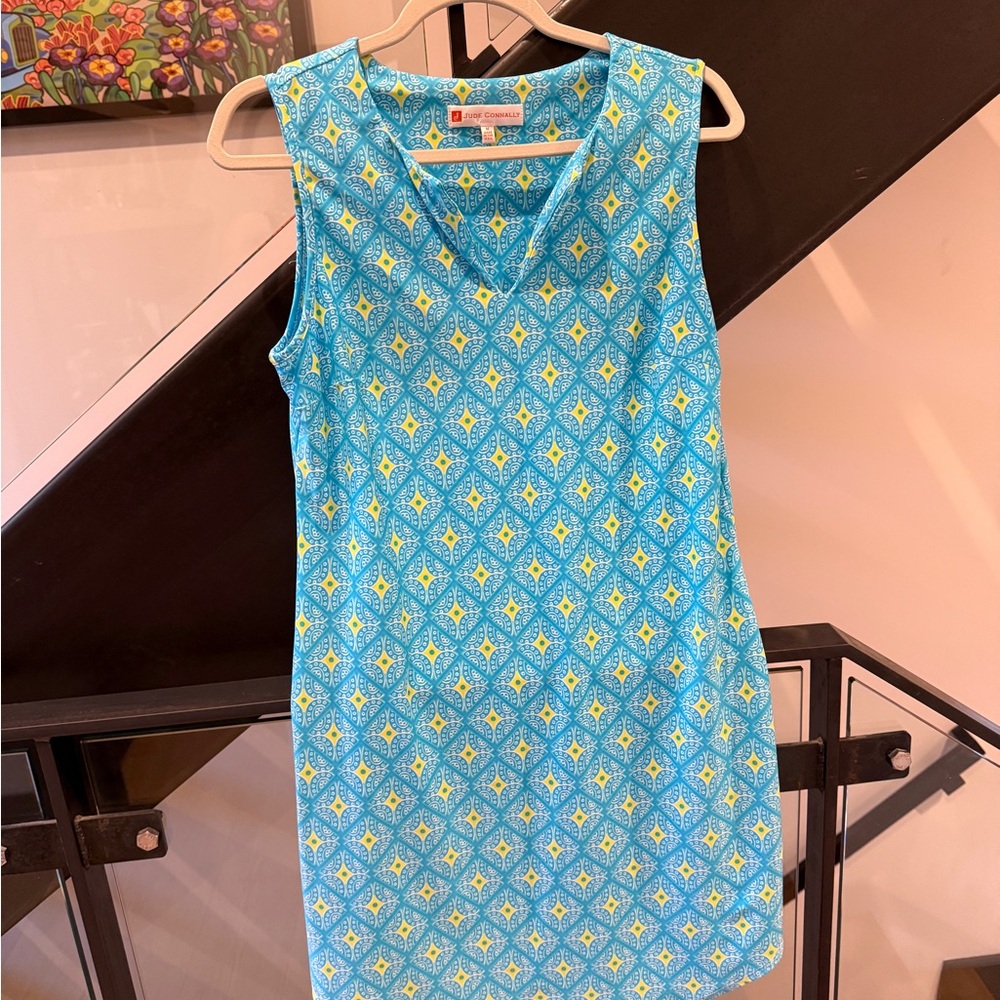 Jude Connally Blue Cream Sleeveless Sheath Dress